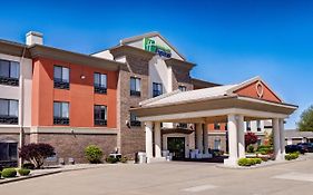 Holiday Inn Express & Suites Shelbyville